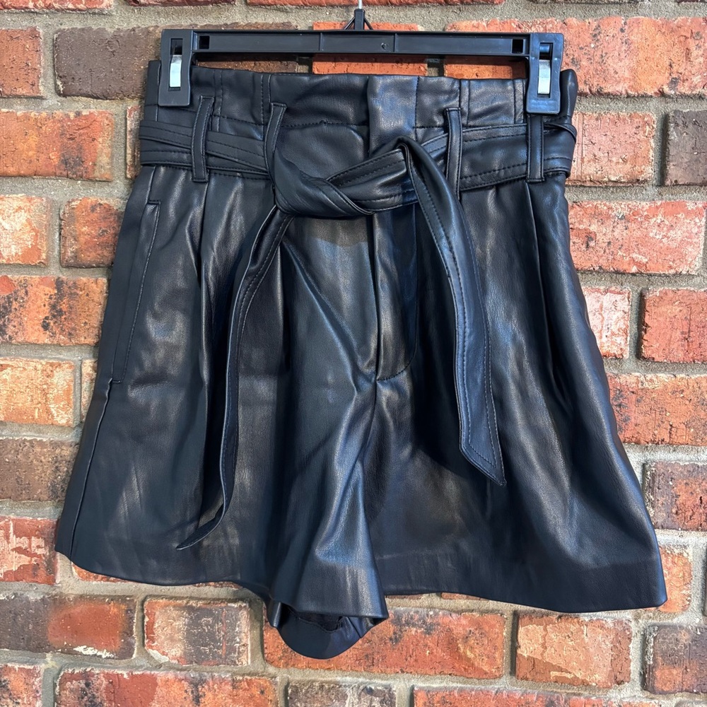 Zara womens faux leather paper bag waist shorts black XS